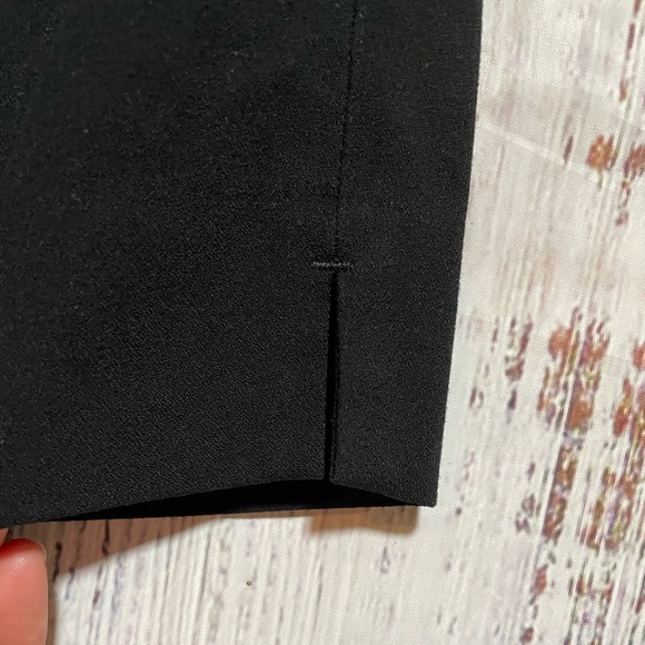 Banana Republic Hayden Pant. Pull on. Black. Size 6 petite. - Picture 6 of 11